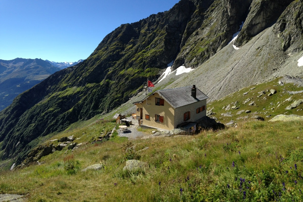 Geschichte: Kronenwanderung: Cavardirashütte - Camona da Punteglias (Etappe 2)