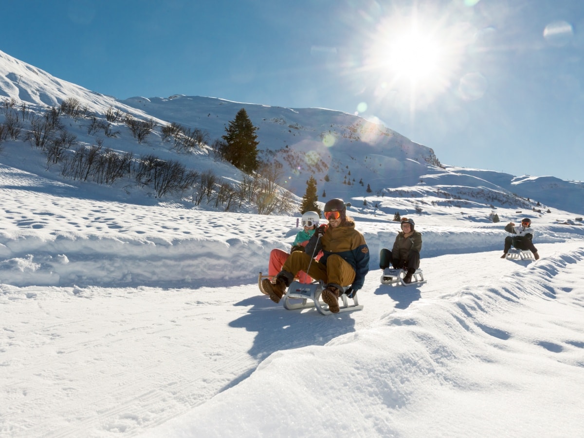 Geschichte: Schlitteln Cuolm Sura - Surcuolm - Flond - Ilanz