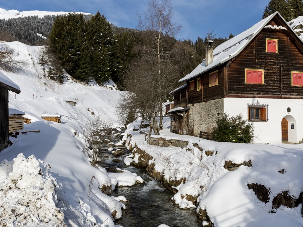 Geschichte: Schneeschuhwanderung Rumasal