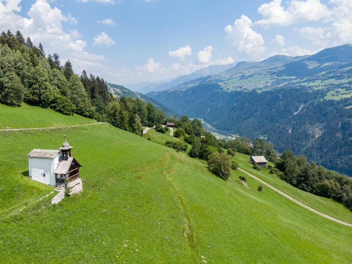 Geschichte: Senda Historica - Caplutta Sontga Clau