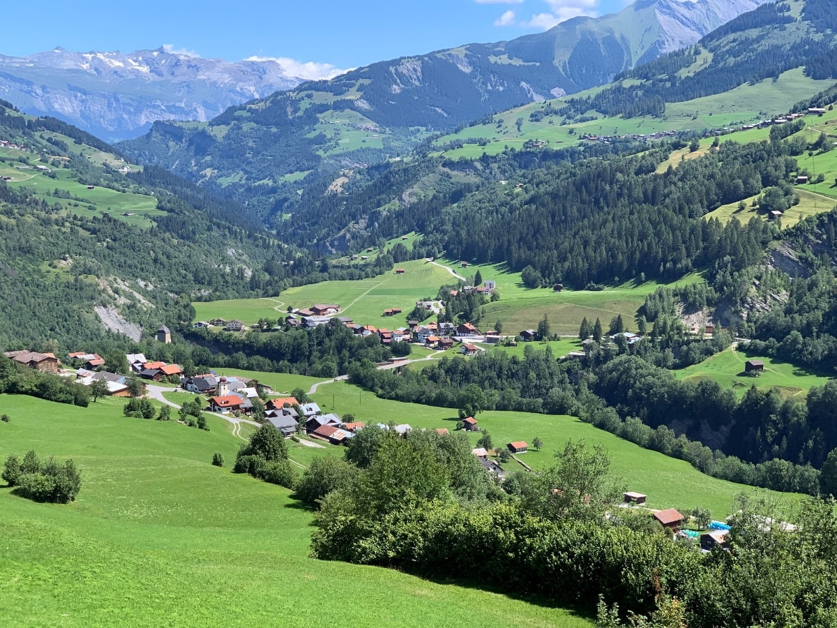 Geschichte: Kirchen und Kapellenwanderung Suraua, Lumnezia