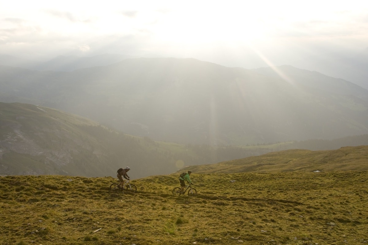 Geschichte: Brigels: Enduro Bahnentour