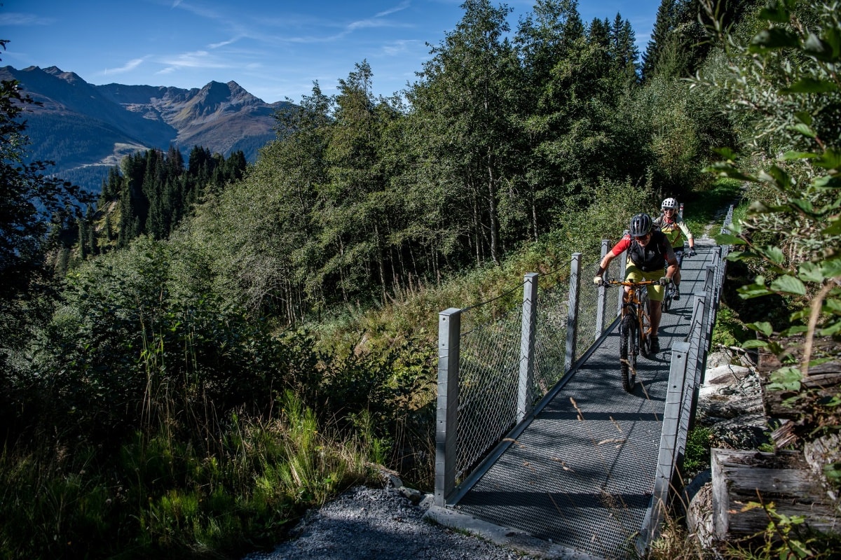 Geschichte: Lag da Laus: Grosse Rundtour