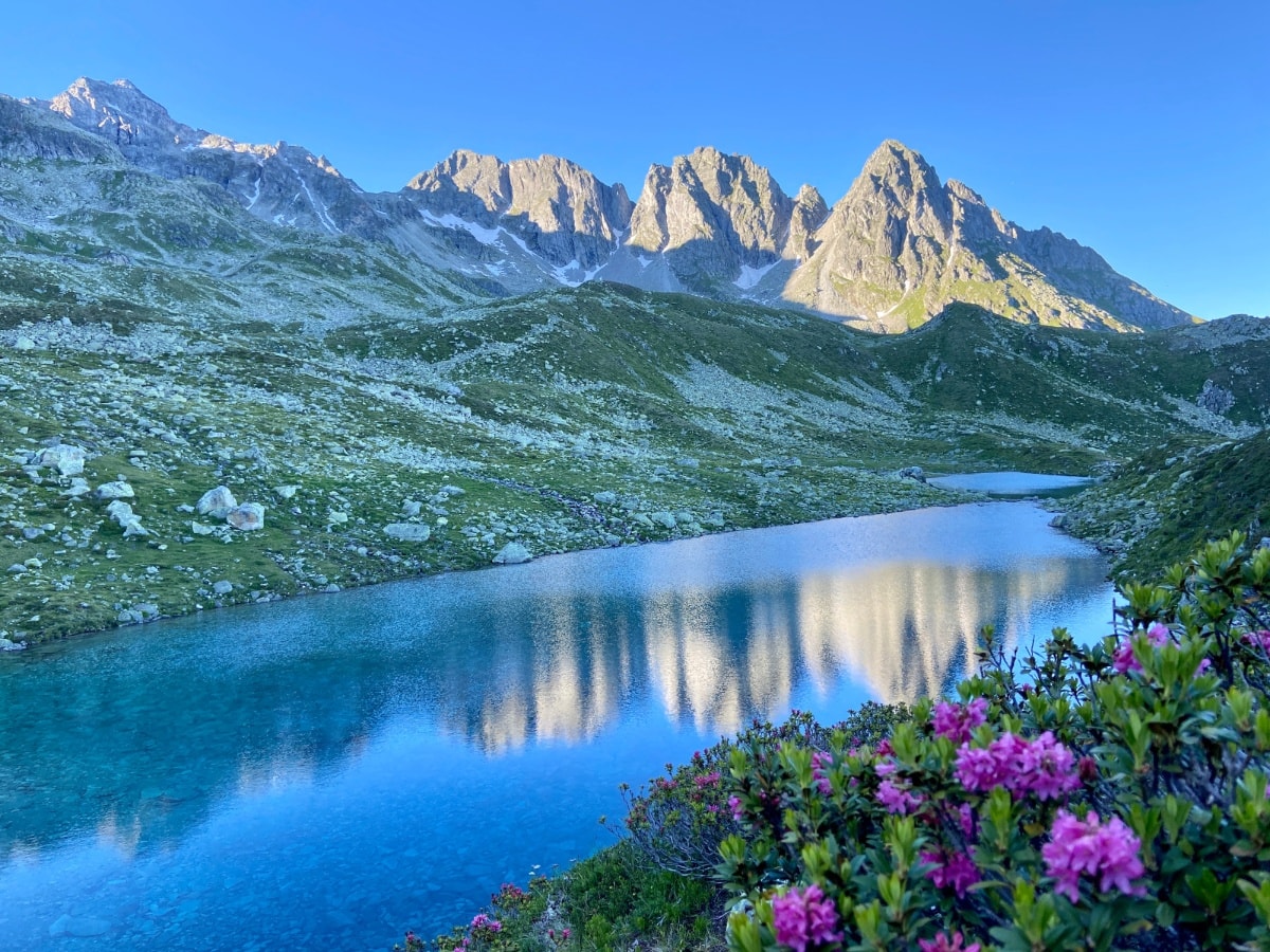 Geschichte: Lag Serein: Eine grosse Rundwanderung ab S. Benedetg