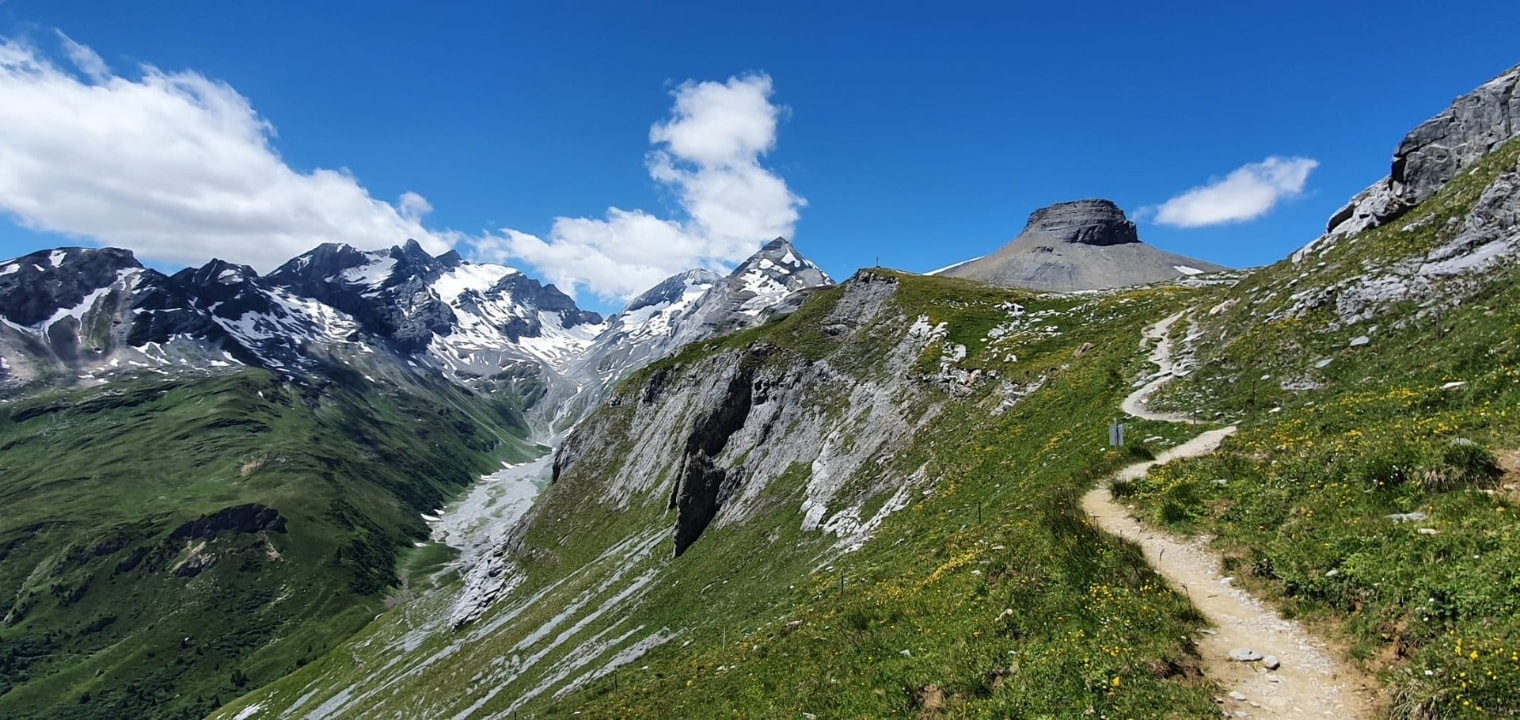 Geschichte: Falla Lenn & Steinlandschaft Cavorgia da Vuorz