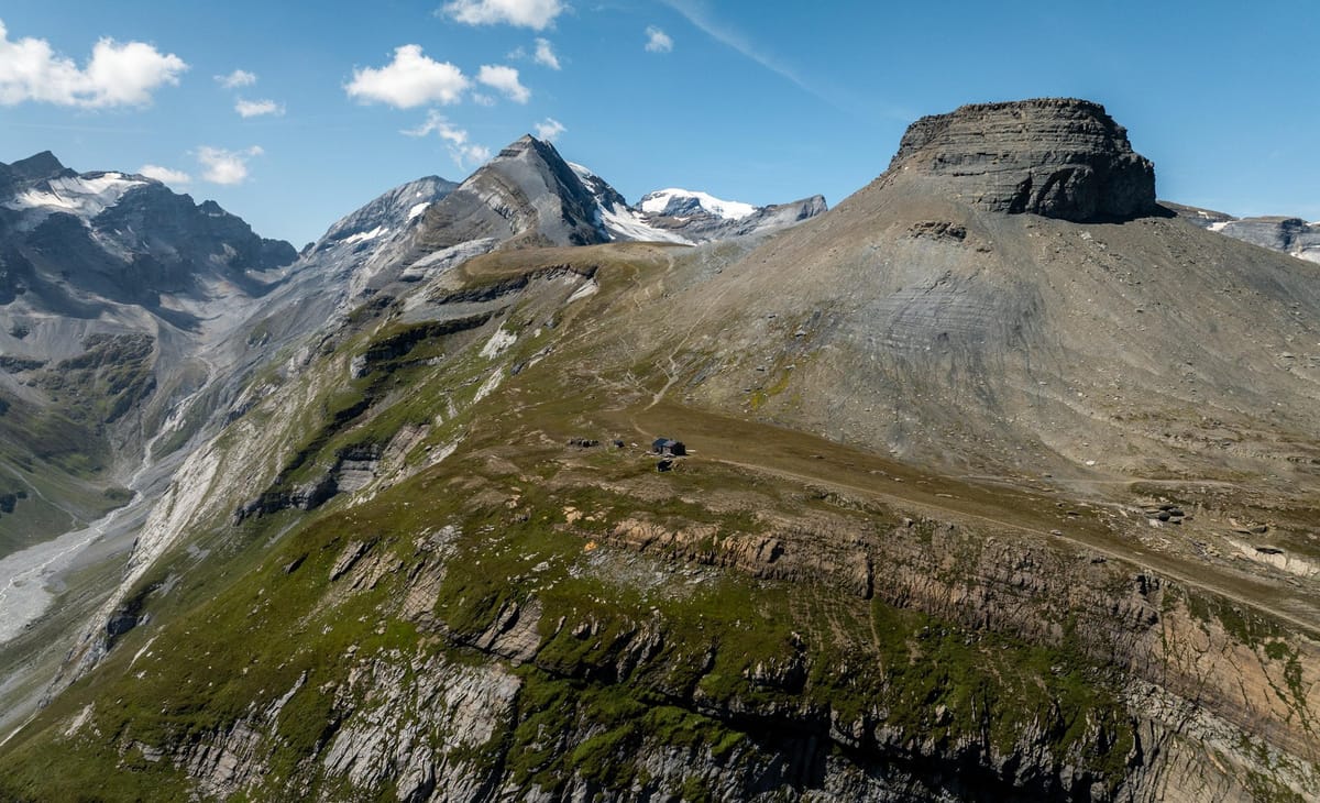 Kistenstöckli Surselva im Sommer