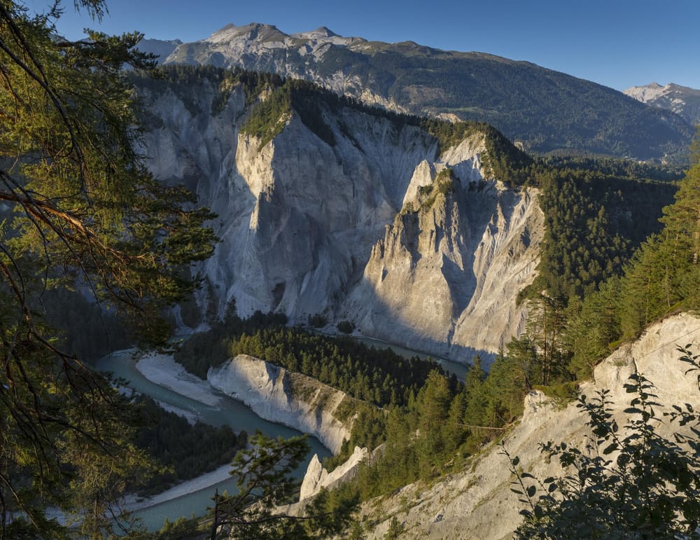 Rheinschlucht im Sommer