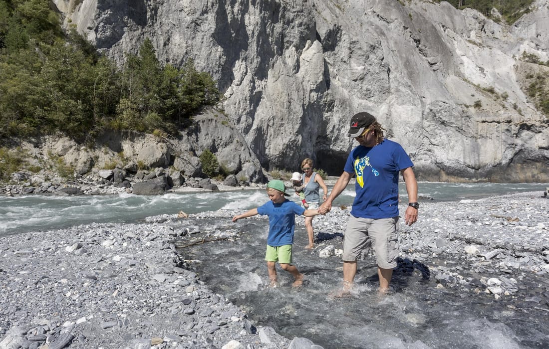 mit der Familie in der Rheinschlucht
