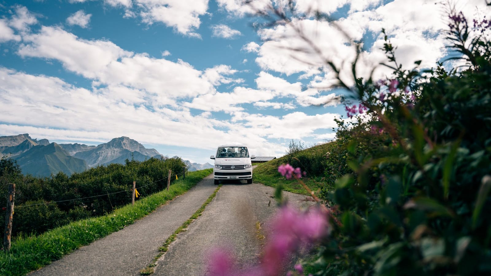 mit dem Auto durch die Surselva