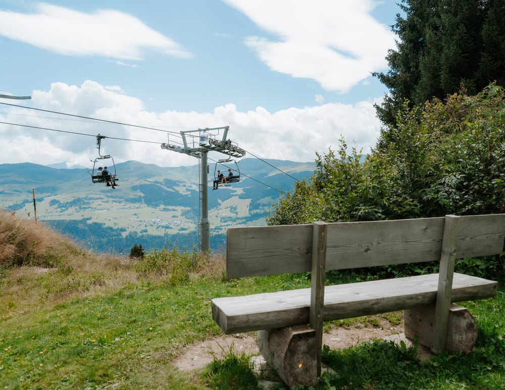 Bergbahnen in der Surselva im Sommer